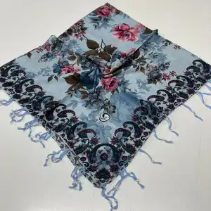 Huzurlu Püsküllü Boncuklu El İşi Yazma (pbs9410)