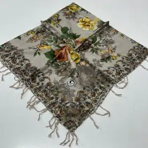 Huzurlu Püsküllü Boncuklu El İşi Yazma (pbs9411)