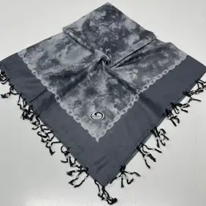 Huzurlu Püsküllü Boncuklu El İşi Yazma (pbs9507)