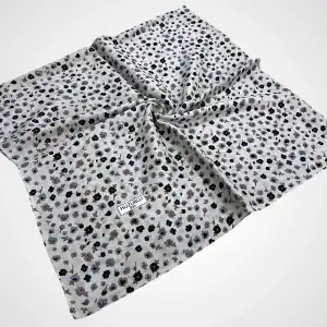 Huzurlu İpek Desenli Dikişli Yazma - (hd02-01)