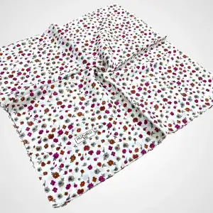 Huzurlu İpek Desenli Dikişli Yazma - (hd02-15)