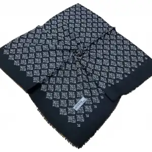 Sinem Dimi Pamuk Eşarp -(Siyah-Gri Serisi) -(FE542-09)