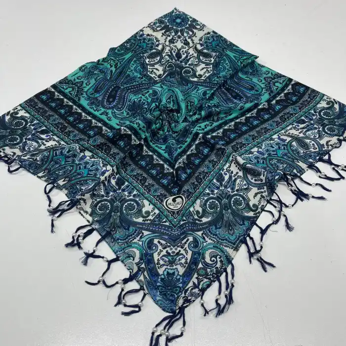 Huzurlu Püsküllü Boncuklu El İşi Yazma (pbs9603)