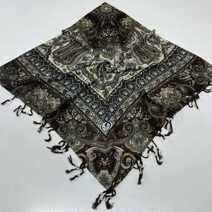 Huzurlu Püsküllü Boncuklu El İşi Yazma (pbs9608)