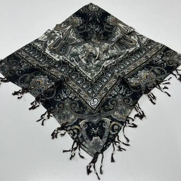 Huzurlu Püsküllü Boncuklu El İşi Yazma (pbs9611)