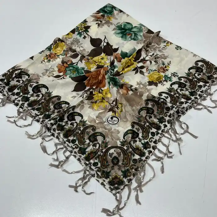 Huzurlu Püsküllü Boncuklu El İşi Yazma (pbs9409)