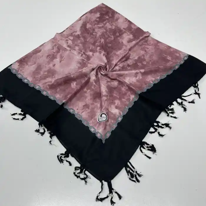 Huzurlu Püsküllü Boncuklu El İşi Yazma (pbs9511)