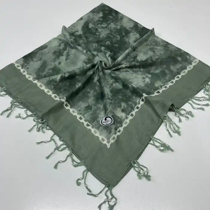 Huzurlu Püsküllü Boncuklu El İşi Yazma (pbs9516)