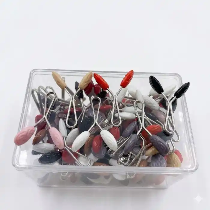 Nazarone Karışık Renk Dökme Eşarp Klipsi 1 Kutu - (100 adet) - (Eİ01-23)