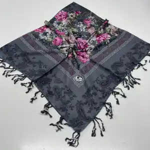 Huzurlu Püsküllü Boncuklu El İşi Yazma (pbs9805)