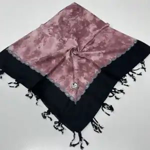 Huzurlu Püsküllü Boncuklu El İşi Yazma (pbs9511)