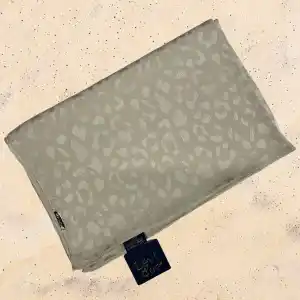 Levidor Jakarlı Capri Şal (jkr9813)