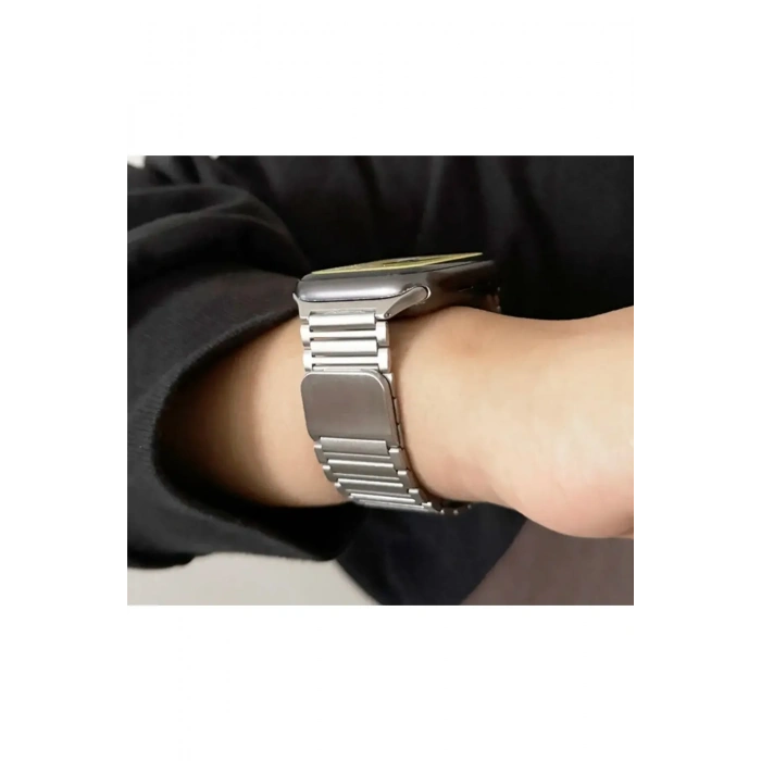 Apple Watch Uyumlu Iron Loop Kordon