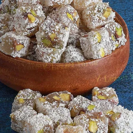 Elmalı Fıstıklı Kuş Çifte Kavrulmuş Lokumu 1 Kg