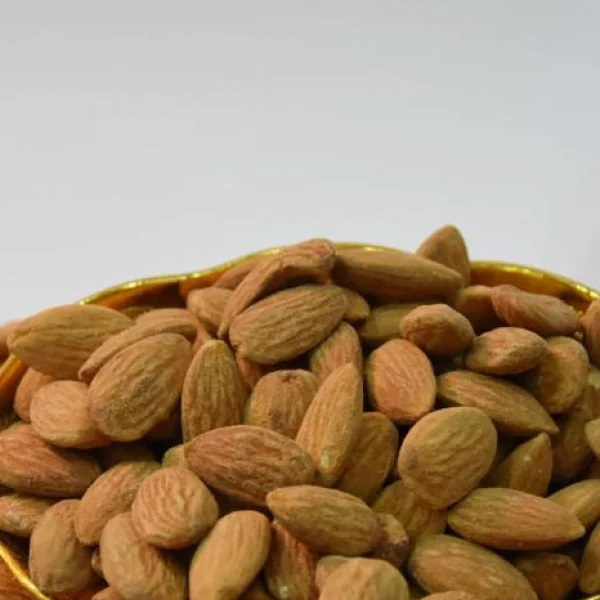 Badem Çiğ 1 Kg