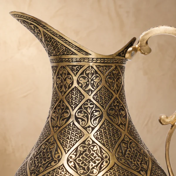 Sarı Bakır Sürahi Model 8
