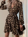 Kadın Uzun Kollu Kruvaze Yaka Belden Kuşaklı çapraz Kesim Detaylı Leopar Modal Mini Elbise