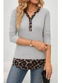Kadın Uzun Kollu Yakadan Düğmeli Leopar Detaylı Kaşkorse Bluz