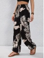 Kadın Yüksek Bel Bağcıklı Yaprak Desenli Süprem Pantolon