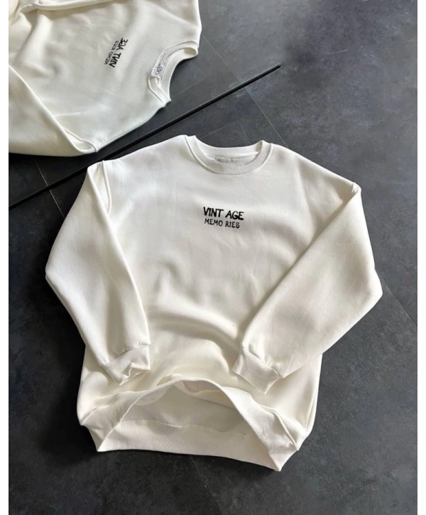 Bisiklet Yaka Üç İplik Baskılı Oversize SweatShirt - Beyaz