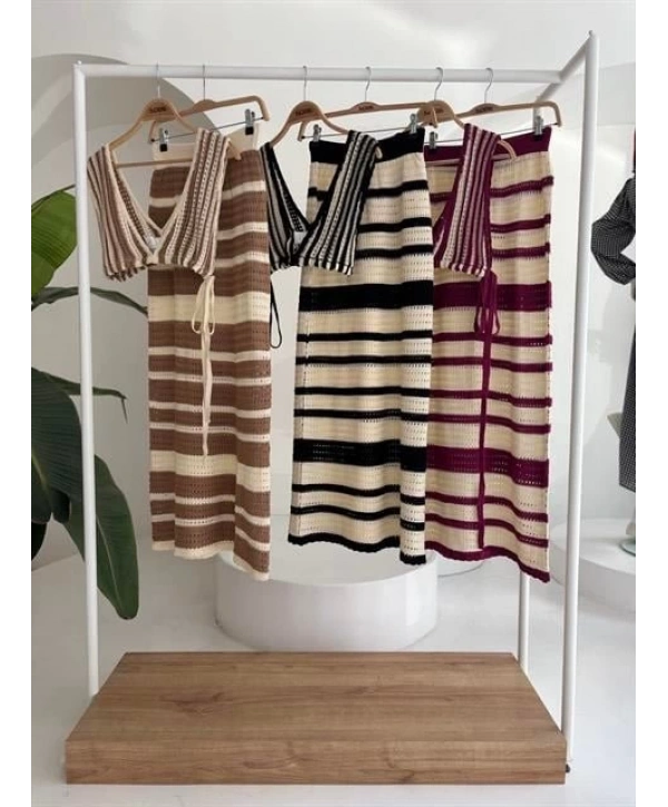 Çizgili Bikini Üst Ve Etek Triko Takım 10110