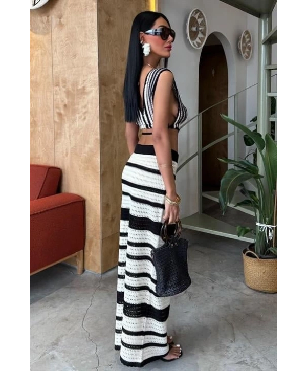 Çizgili Bikini Üst Ve Etek Triko Takım 10110