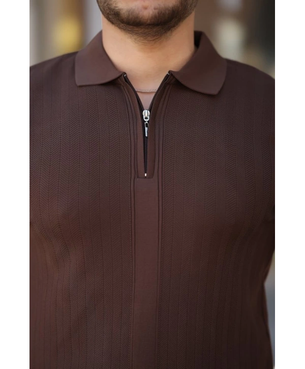 Erkek Yakası Fermuarlı Kısa Kollu T-shirt