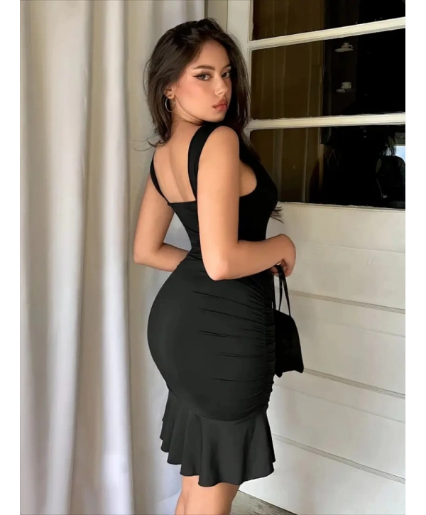 Kadın Askılı Derin V Dekolteli Fırfırlı Janjan Krep Elbise