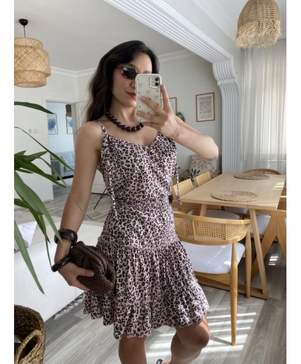 Kadın Askılı V Yaka Beli Pileli Leopar Desen Eteği Fırfırlı Süprem Elbise