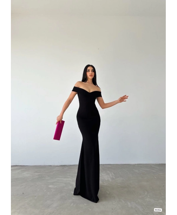 Kadın Dalgıç Kumaş Kayık Yaka Ve Dekolte Detaylı Elbise