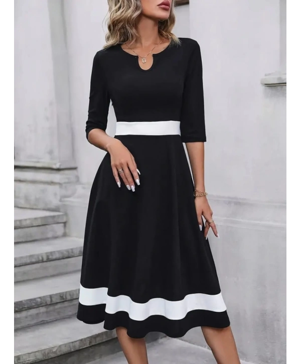 Kadın Truvakarkol Yakası Açık Blok Renkli Krep Midi Elbise