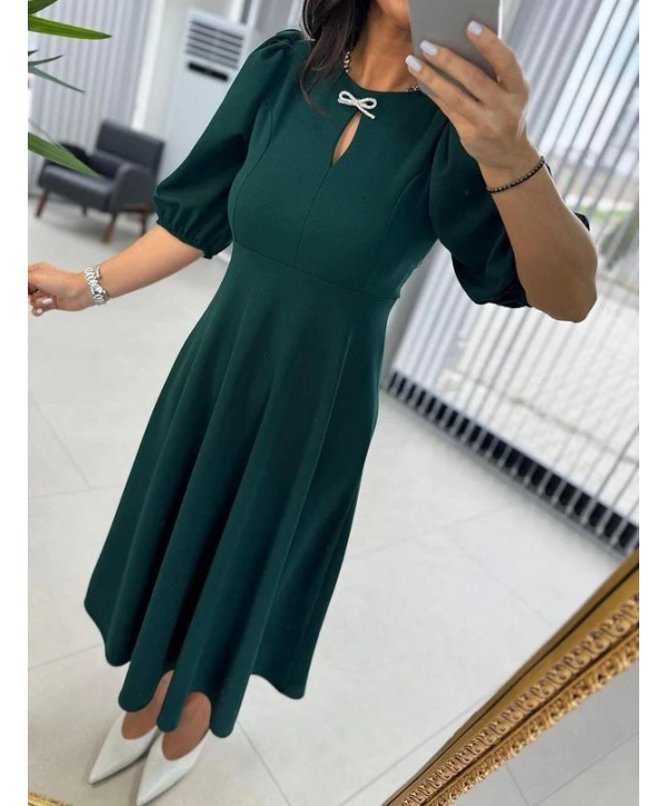 Kadın Kısa Kollu Bisiklet Yaka Fiyonk Broşlu Midi Janjan Krep Elbise