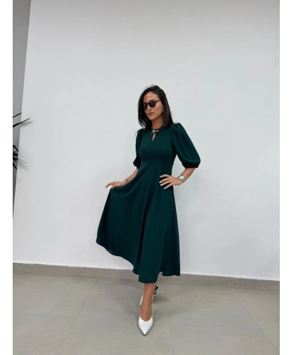 Kadın Kısa Kollu Bisiklet Yaka Fiyonk Broşlu Midi Janjan Krep Elbise