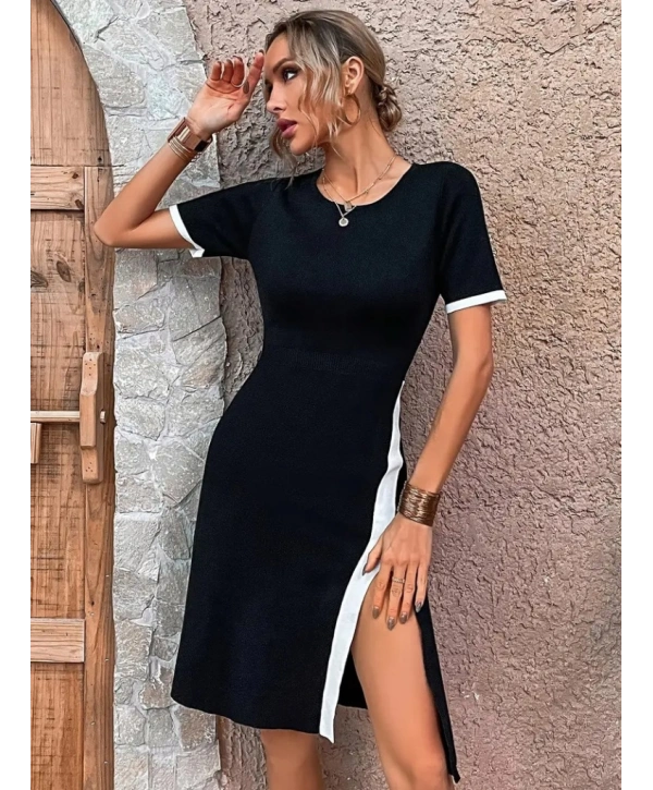 Kadın Kısa Kollu Bisiklet Yaka Yandan Yırtmaçlı Renkli şerit Detay Janjan Krep Elbise