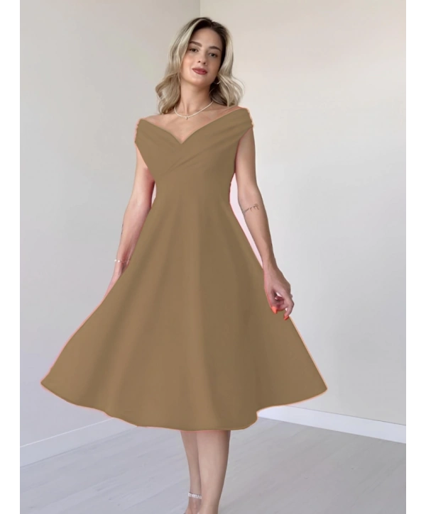 Kadın Kısa Kollu Kruvaze Yaka Eteği Volanlı Krep Elbise