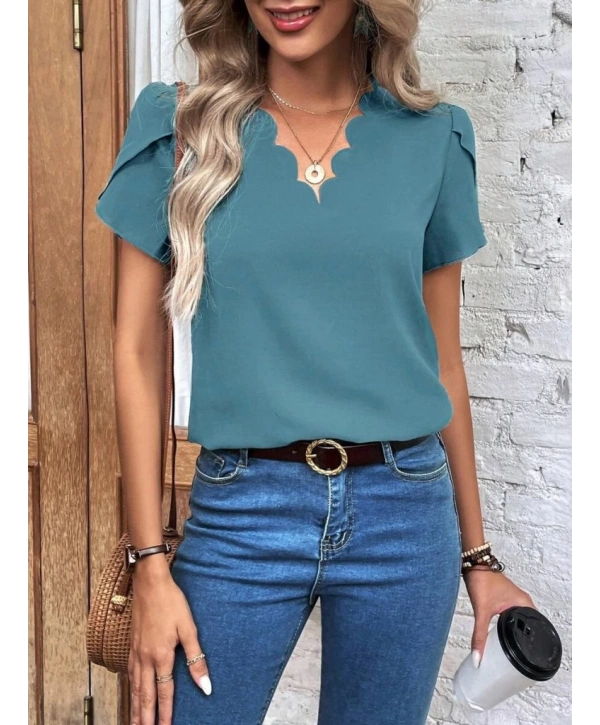 Kadın Kısa Kollu Lazer V Yakalı Ithal Krep Bluz