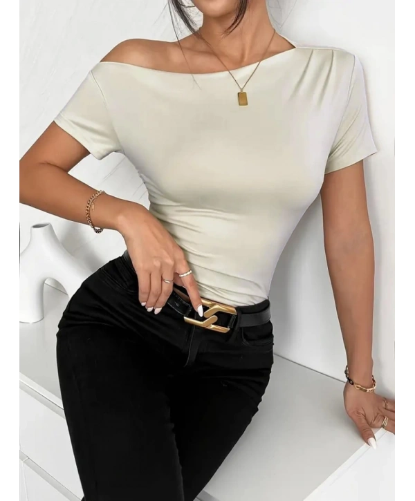 Kadın Kısa Kollu Tek Omuzu Açık Büzgülü Viskon Bluz