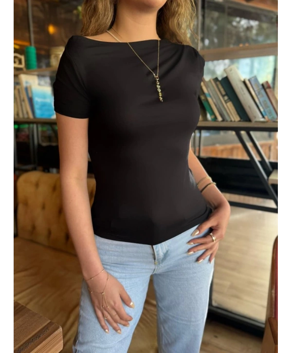 Kadın Kısa Kollu Tek Omuzu Açık Büzgülü Viskon Bluz