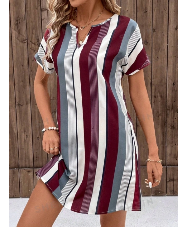 Kadın Kısa Kollu V Yakalı çizgi Baskılı Süprem Elbise