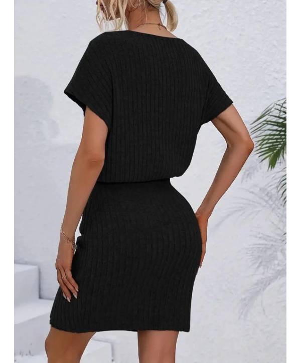 Kadın Kısa Kollu Yakası Açık Belden Lastikli Yandan Bağlamalı Kalın Fitilli Kaşkorse Elbise