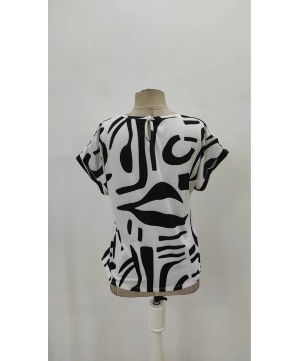 Kadın Kısa Kollu Yuvarlak Yaka Desenli Süprem Bluz