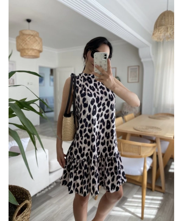 Kadın Kolsuz Sırttan Bağlamalı Fırfırlı Leopar Desenli Süprem Elbise