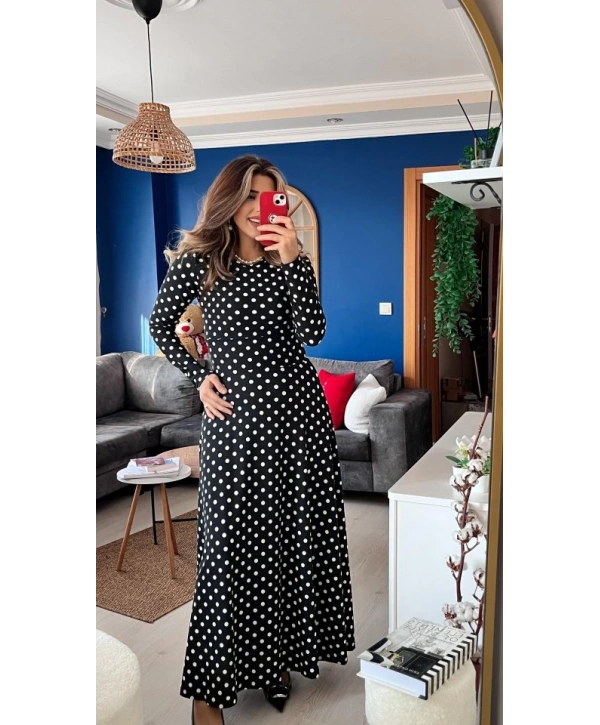 Kadın Krep Kumaş Uzun Kollu Tam Boy Puantiyeli Elbise 132 Cm