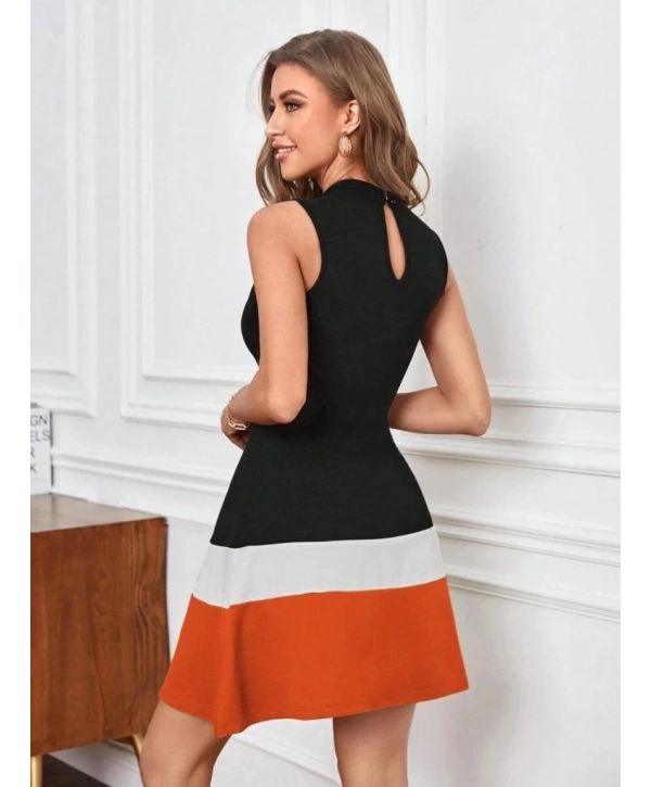 Kadın Sıfır Kol Yarı Balıkçı Yaka şerit Detaylı Ithal Krep Elbise