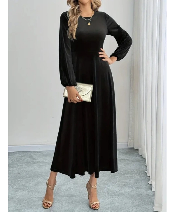 Kadın Uzun Kollu Bisiklet Yaka Midi Kadife Elbise