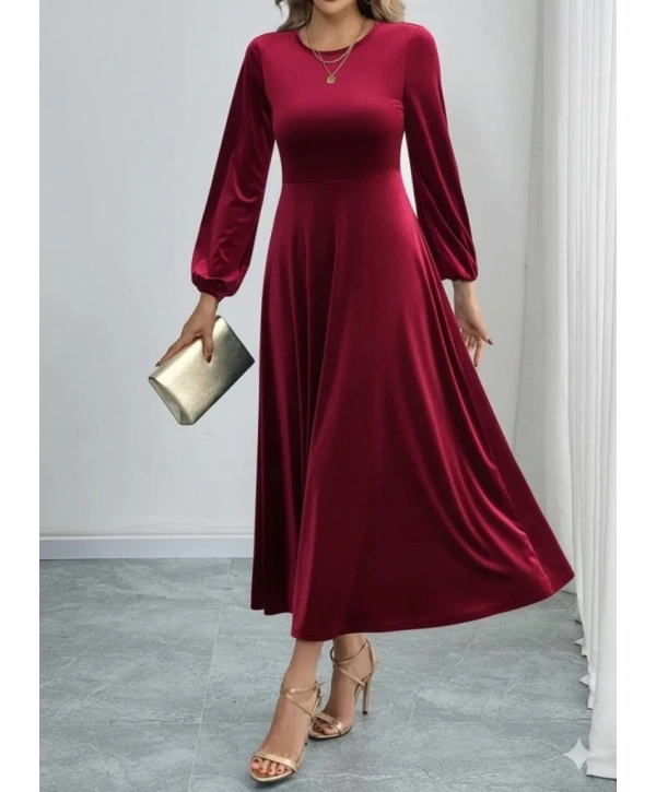 Kadın Uzun Kollu Bisiklet Yaka Midi Kadife Elbise