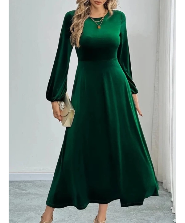 Kadın Uzun Kollu Bisiklet Yaka Midi Kadife Elbise