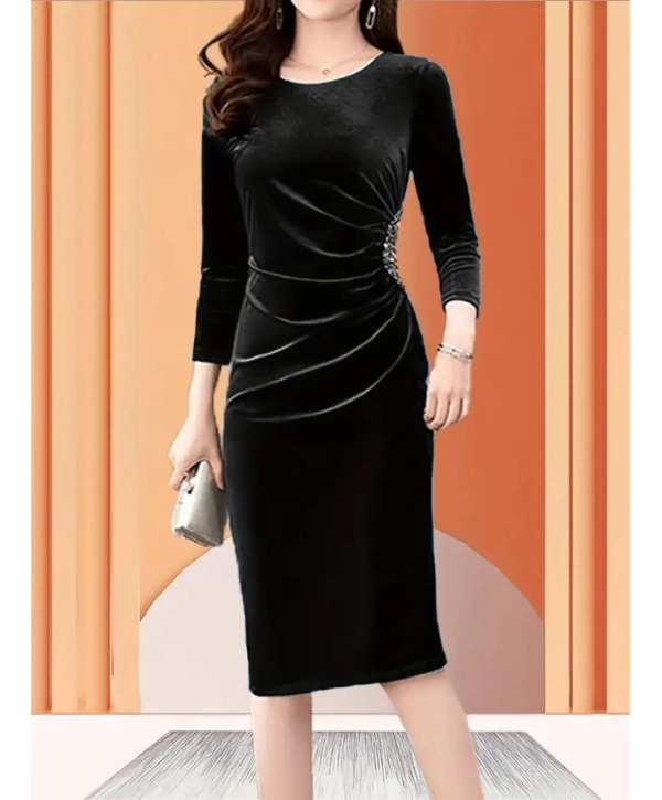 Kadın Uzun Kollu Bot Yaka Yanı Taş Detaylı Midi Kadife Elbise