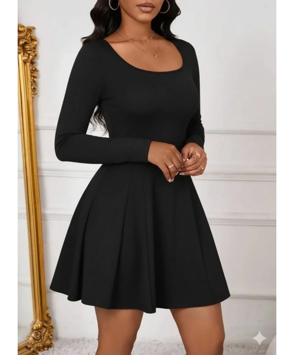 Kadın Uzun Kollu Kare Yakalı Mini Ithal Krep Elbise