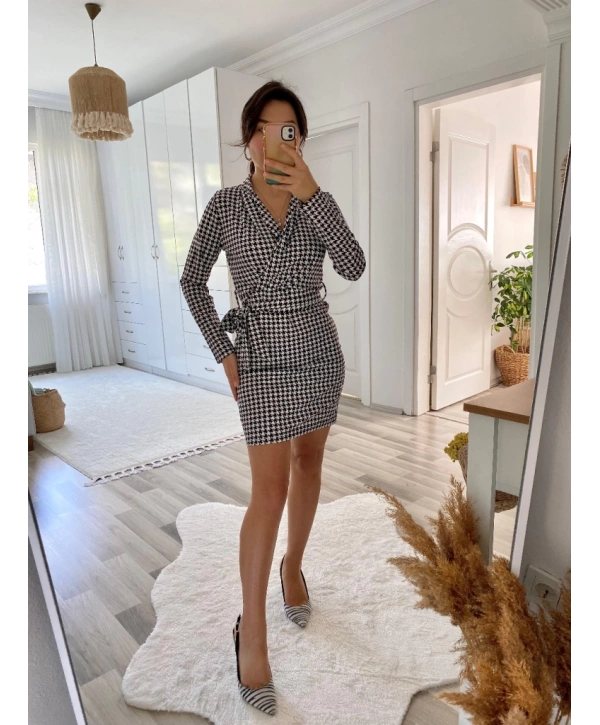 Kadın Uzun Kollu Kruvaze Yaka Bağlamalı Kemer Dalgıç Mini Boy Elbise